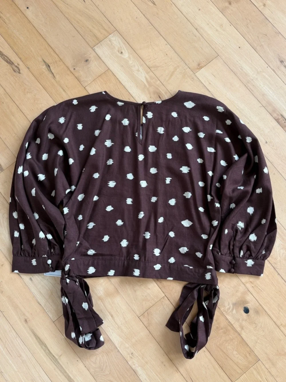 1.STATE Polka Dot Brown & White Side Ties Cropped Rayon Linen Top Size XS - Picture 3 of 12